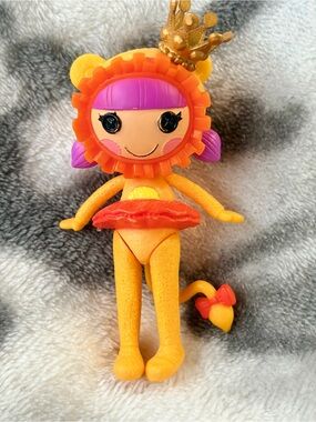 2013 Lalaloopsy Mini Kitty B. Brave 3” Doll(Cowardly Lion) - Wizard of OZ Series